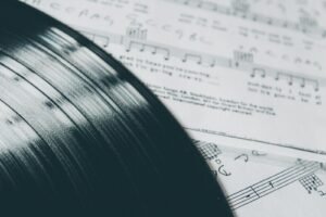 music lyrics near vinyl record, music, love, Mariah The Scientist